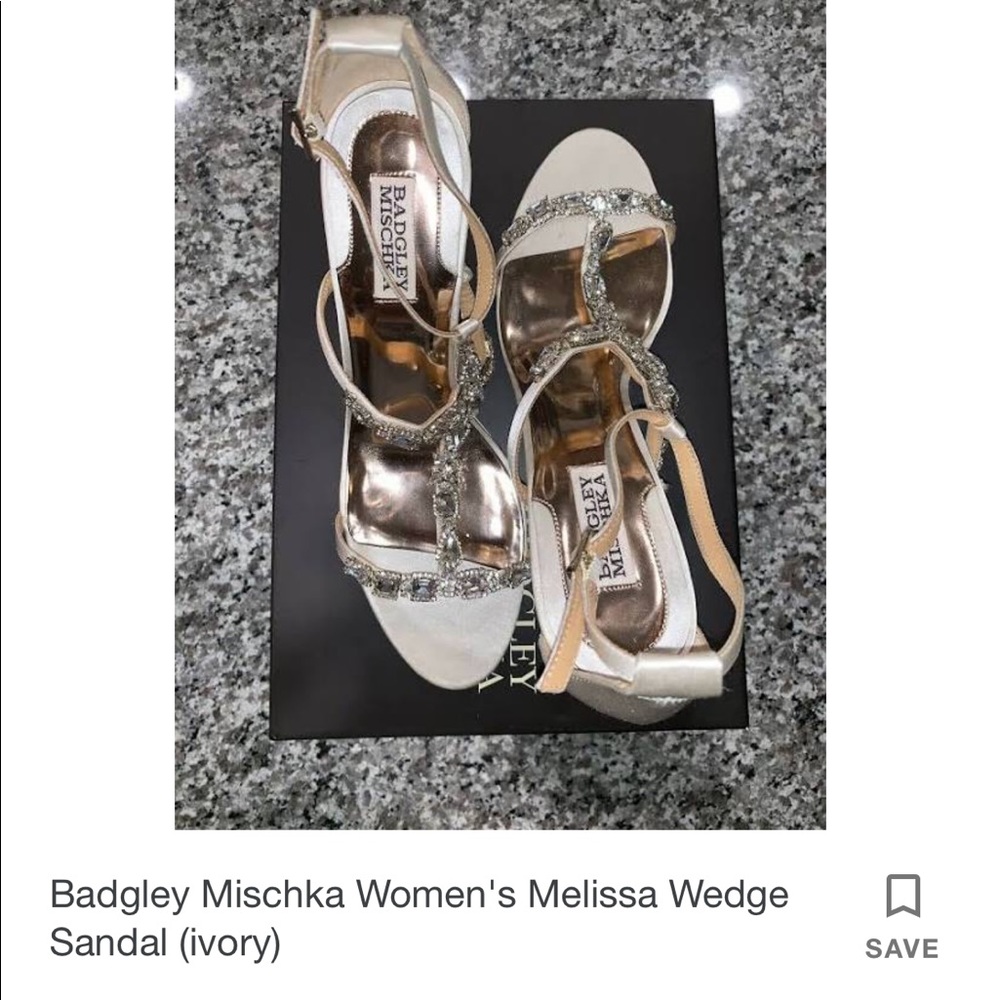 ✨Badgley Mischka✨ 🔥wedge sandal size 8 🔥